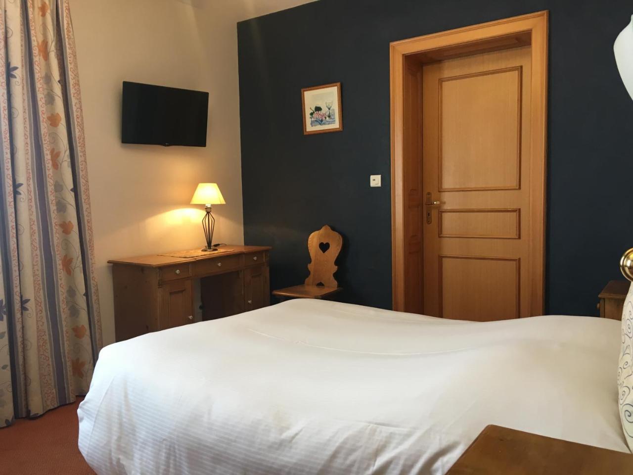 Kilstett Hotel-Restaurant A La Couronne מראה חיצוני תמונה
